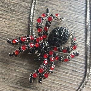 Spider pendant necklace and pin